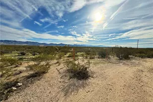 6766 N Stewart Mountain Rd, Golden Valley, AZ 86413 - Photo 3