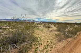 6766 N Stewart Mountain Rd, Golden Valley, AZ 86413 - Photo 27