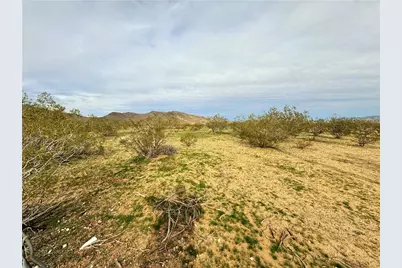 6766 N Stewart Mountain Road, Golden Valley, AZ 86413 - Photo 13