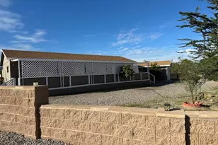 1795 Surf and Sand Dr, Bullhead City, AZ 86442 - Photo 1