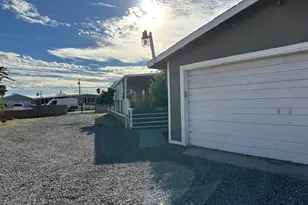 1795 Surf and Sand Dr, Bullhead City, AZ 86442 - Photo 25