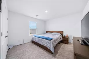 2431 Tapatio Dr, Bullhead City, AZ 86442 - Photo 11
