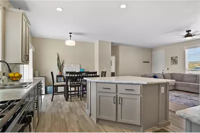 18205 E Globe Willow Drive, Kingman, AZ 86401 - Photo 7