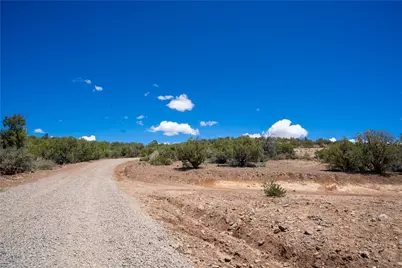18205 E Globe Willow Drive, Kingman, AZ 86401 - Photo 27