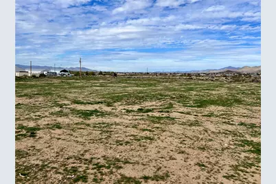 106B W Shipp Drive, Golden Valley, AZ 86413 - Photo 7