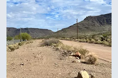 106B W Shipp Drive, Golden Valley, AZ 86413 - Photo 9