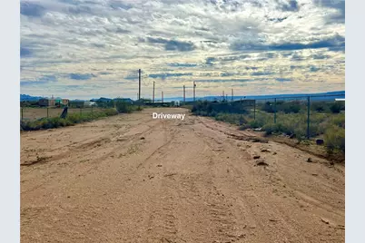 306-36-005N W Abrigo Drive, Golden Valley, AZ 86413 - Photo 17