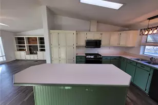 27151 N Apple Dr, Meadview, AZ 86444 - Photo 15