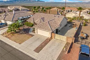 2251 Mountainside Dr, Bullhead City, AZ 86442 - Photo 1