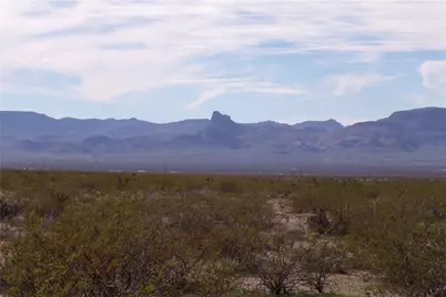 Lot 16 N1/2 S Tampico Road, Golden Valley, AZ 86413 - Photo 15