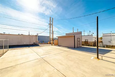 310 E Oak Street, Kingman, AZ 86401 - Photo 33