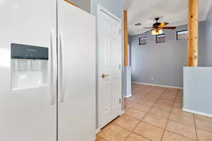 1081 Desert Marigold Cir, Bullhead City, AZ 86429 - Photo 23