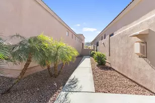 1081 Desert Marigold Cir, Bullhead City, AZ 86429 - Photo 43