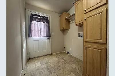 10044 S Kent Road, Mohave Valley, AZ 86440 - Photo 15