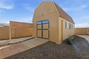 7478 E Turtle Bank Dr, Kingman, AZ 86401 - Photo 11