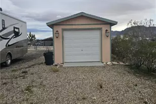 17305 N Lost Mine Dr, Dolan Springs, AZ 86441 - Photo 5