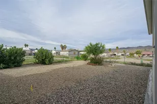 587 Citrus St, Bullhead City, AZ 86442 - Photo 15