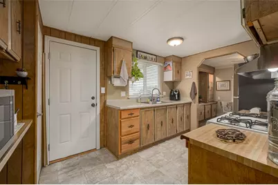 587 Citrus Street, Bullhead City, AZ 86442 - Photo 45