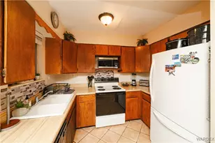 3592 W Agua Fria Dr, Golden Valley, AZ 86413 - Photo 11