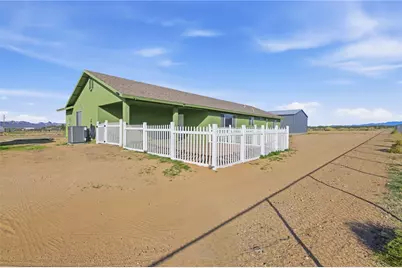 4670 W Shipp Drive, Golden Valley, AZ 86413 - Photo 5