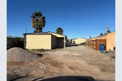 579 Paseo Del Rio, Bullhead City, AZ 86442 - Photo 3