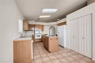 2215 Bonanza Ct, Bullhead City, AZ 86442 - Photo 5