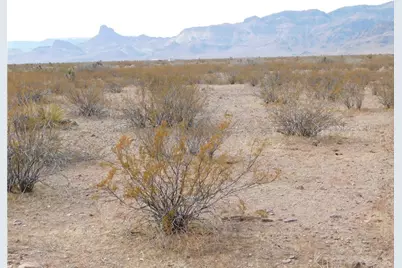 3320 S Zircon Road, Golden Valley, AZ 86413 - Photo 5