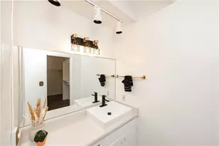 985 Country Club Dr, Kingman, AZ 86401 - Photo 33