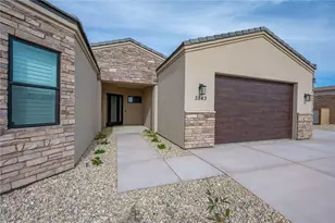 3243 Esmerelda Dr Dr, Bullhead City, AZ 86429 - Photo 9