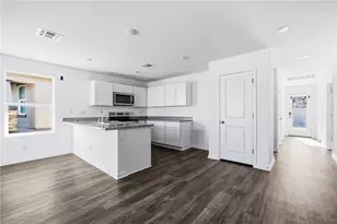 2400 Tapatio Dr, Bullhead City, AZ 86442 - Photo 13