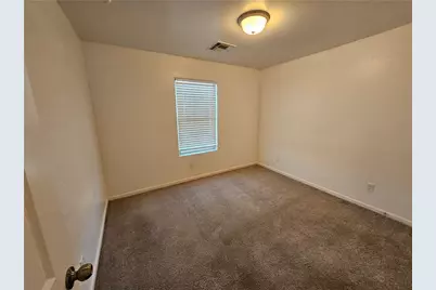 576 Holly Street, Bullhead City, AZ 86442 - Photo 7