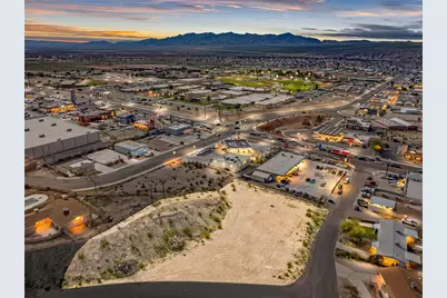 1730 Agate Circle, Bullhead City, AZ 86442 - Photo 1