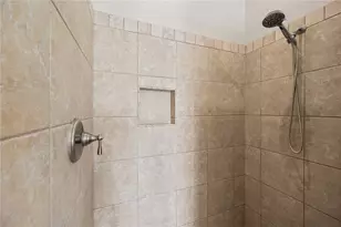 2746 Sidewheel Dr, Bullhead City, AZ 86429 - Photo 35