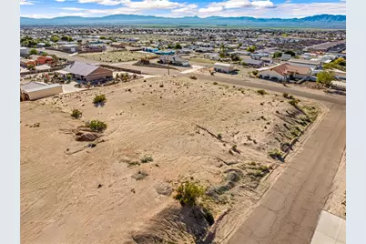 2395 E Blackfoot Road, Fort Mohave, AZ 86426 - Photo 9