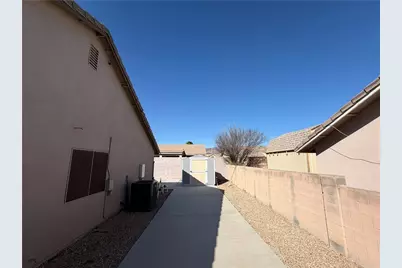 2121 Dale Evans Way, Kingman, AZ 86409 - Photo 9