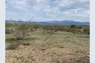 1630 S Growler Road, Golden Valley, AZ 86413 - Photo 1