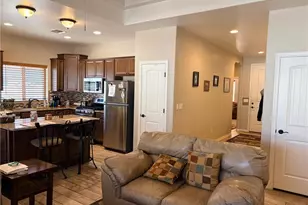 3333 E Cane Dr, Kingman, AZ 86409 - Photo 9