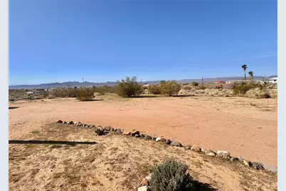 3309 N Bacobi Road, Golden Valley, AZ 86413 - Photo 9