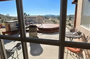 21422 S Appaloosa Rd, Yucca, AZ 86438 - Photo 41