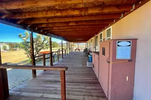 21422 S Appaloosa Rd, Yucca, AZ 86438 - Photo 43