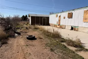 3606 E Robin Ln, Kingman, AZ 86409 - Photo 3