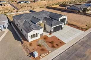 3431 Sun Ln, Bullhead City, AZ 86429 - Photo 5