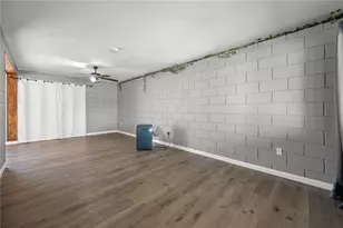 200 Lee Ave, Bullhead City, AZ 86429 - Photo 23