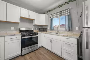 200 Lee Ave, Bullhead City, AZ 86429 - Photo 19