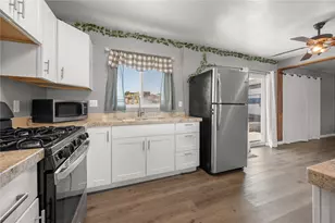 200 Lee Ave, Bullhead City, AZ 86429 - Photo 21