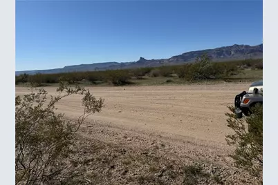 12131 S Tombstone Trail, Golden Valley, AZ 86413 - Photo 9