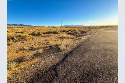 8536 Cortez Drive, Kingman, AZ 86401 - Photo 15