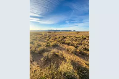 8536 Cortez Drive, Kingman, AZ 86401 - Photo 13