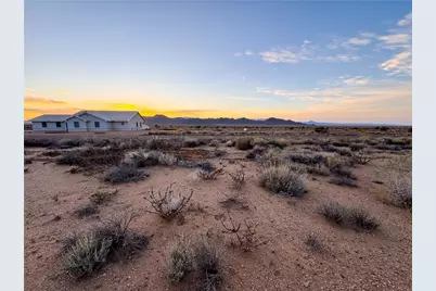 9826 N Saddleback Drive, Kingman, AZ 86401 - Photo 11