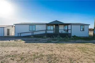 1071 S Estrella Rd, Golden Valley, AZ 86413 - Photo 35